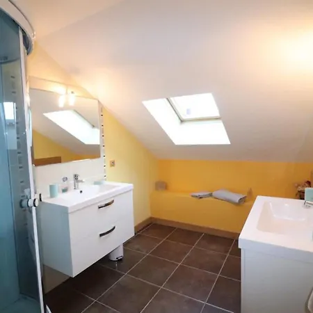 Nyaraló Maison Bois Avec Piscine Privee, Et Wi-fi - Fr-1-742-205 Saint-Étienne-de-Maurs